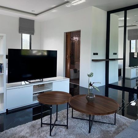 Ice Kamala Beach Hotel Екстер'єр фото