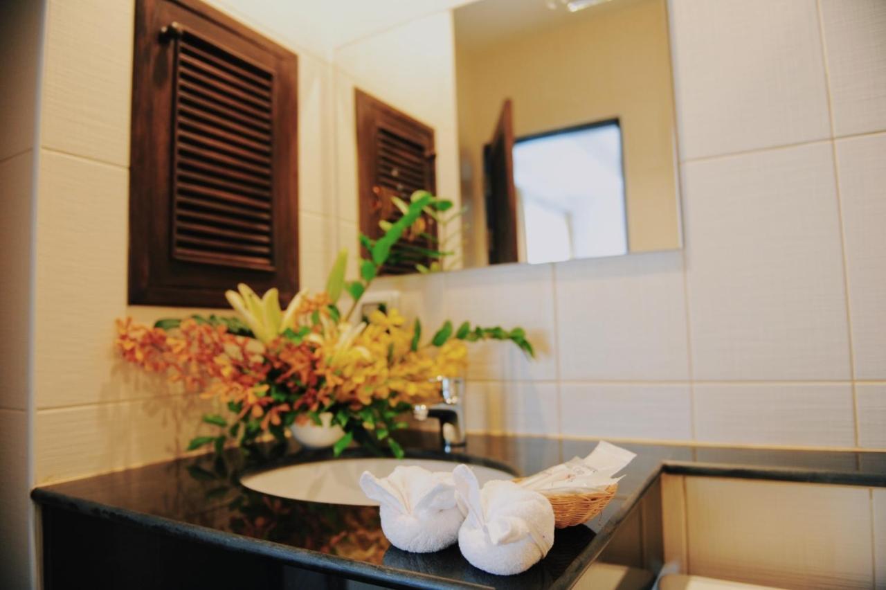 Ice Kamala Beach Hotel Екстер'єр фото