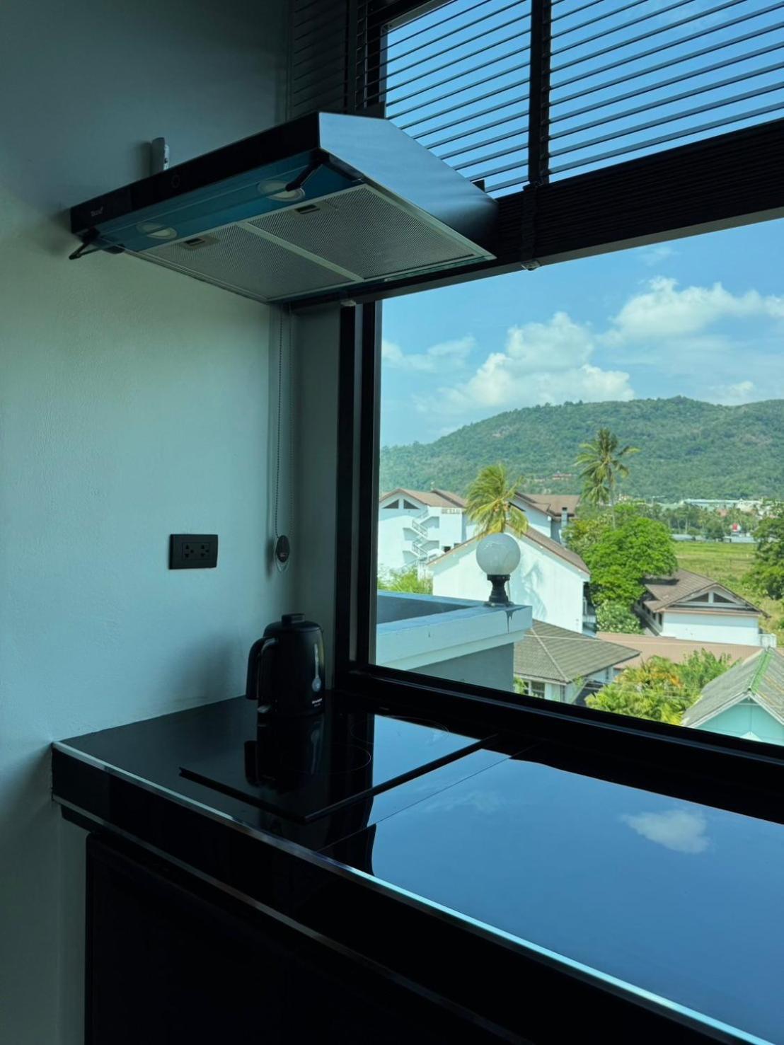 Ice Kamala Beach Hotel Екстер'єр фото