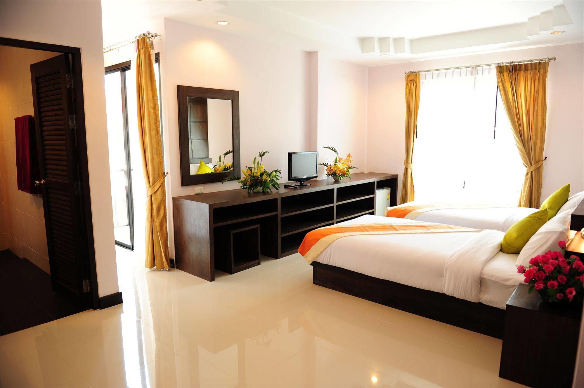 Ice Kamala Beach Hotel Екстер'єр фото
